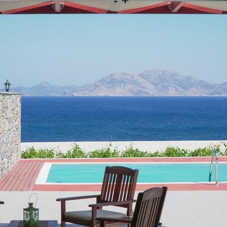 Anefanti Villas Ágios Kírykos Εξωτερικό φωτογραφία