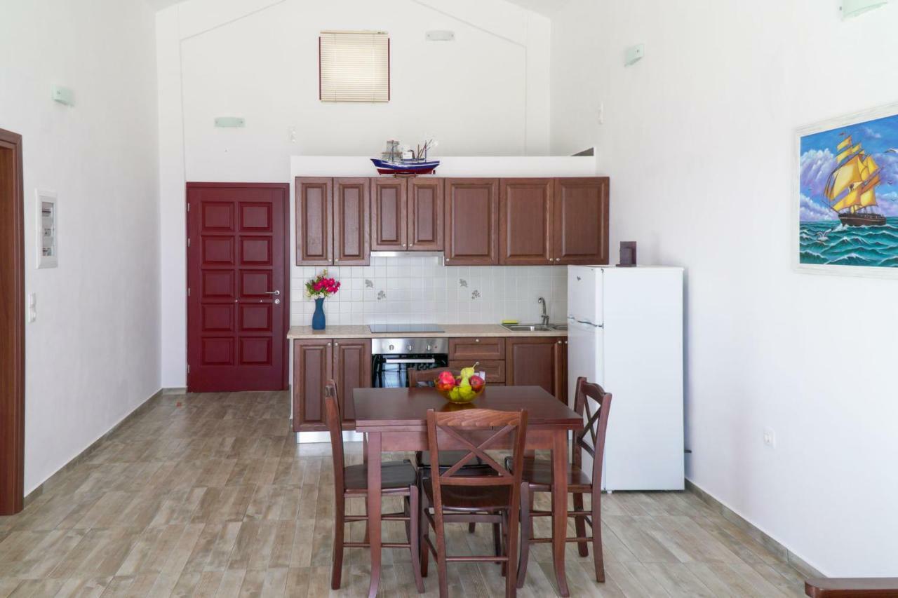 Anefanti Villas Ágios Kírykos Εξωτερικό φωτογραφία